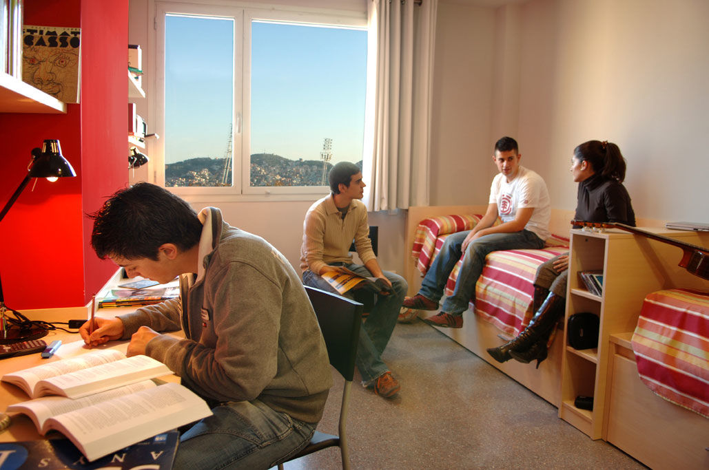 Agora Bcn. Residencia Universitaria Internacional Appartamento Barcellona Esterno foto